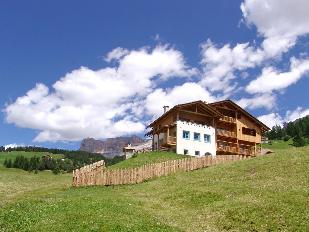 Apartments Serghela San Cassiano  Exterior photo