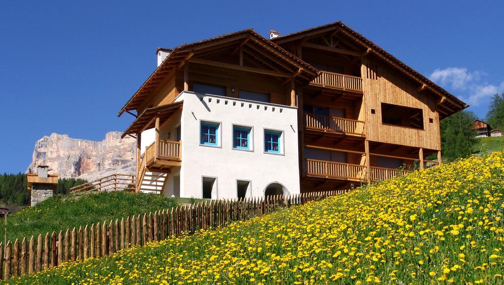 Apartments Serghela San Cassiano  Exterior photo