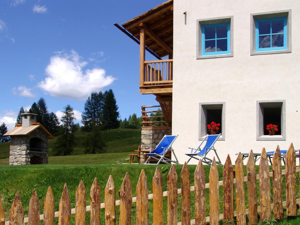 Apartments Serghela San Cassiano  Exterior photo